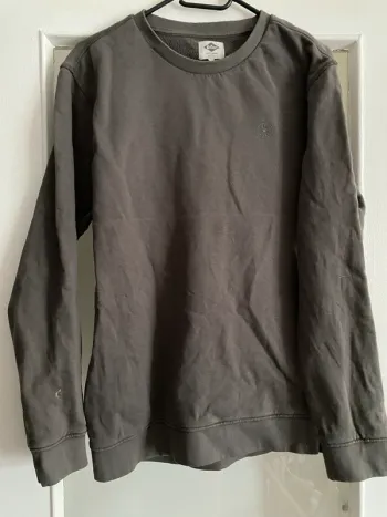 Pull lee cooper