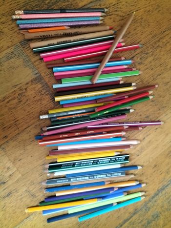 Lot crayons à papier de couleur