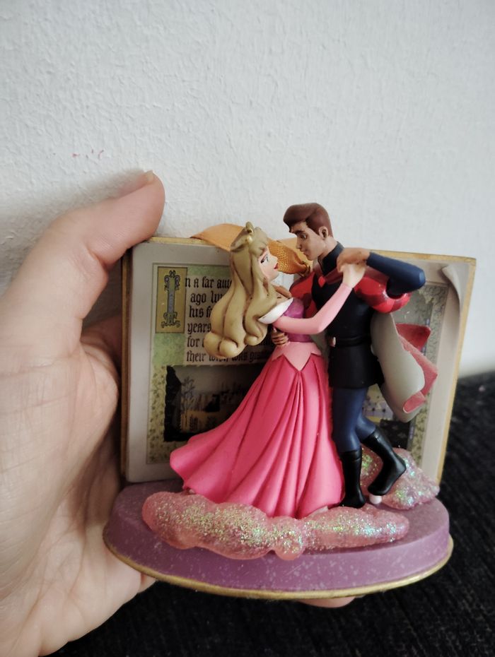 Ornement Disney belle aux bois dormant prince Philippe