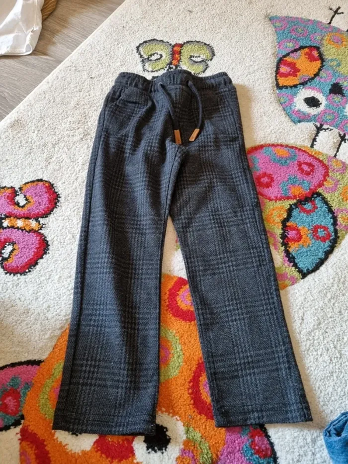 Pantalon noir, 2 ans, DPAM