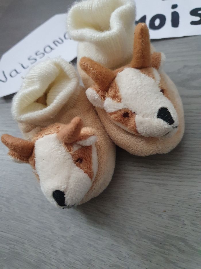 Chaussons naissance 1mois - photo numéro 2