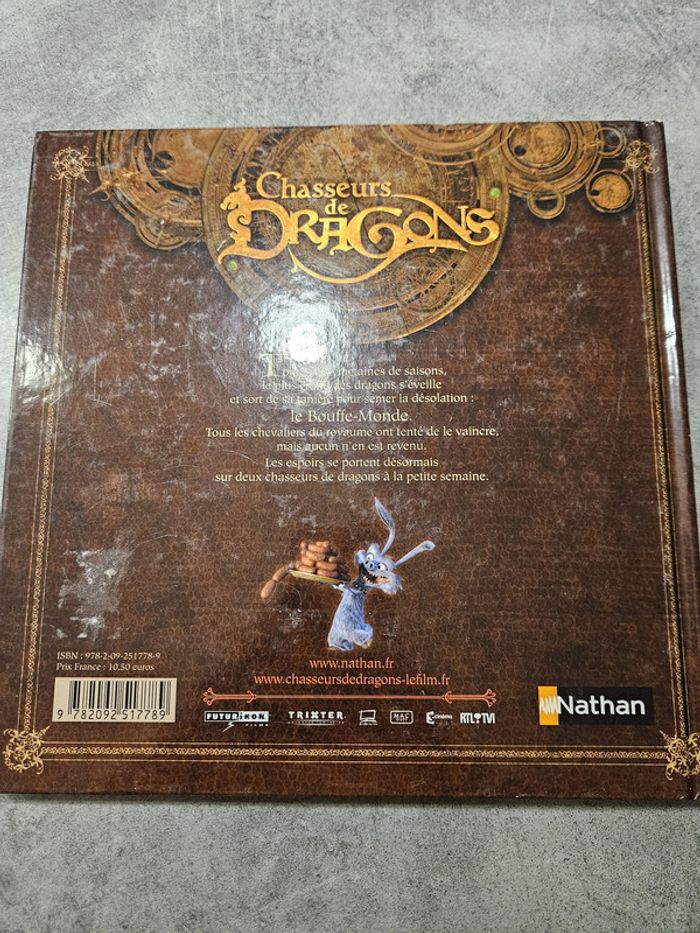 Livre jeunesse "Chasseurs de dragons : l'album du film" - photo numéro 2