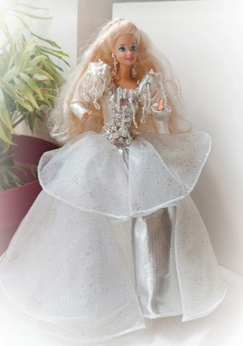 1992 Luna soir de lune édition barbie mattel poupée mannequin doll happy holiday grand gala
