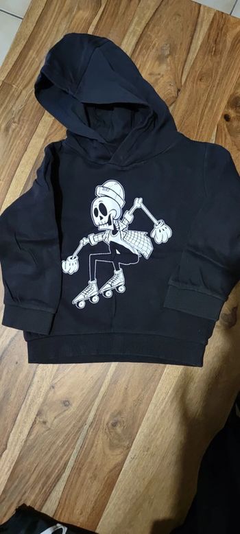 Pull à capuche garçon