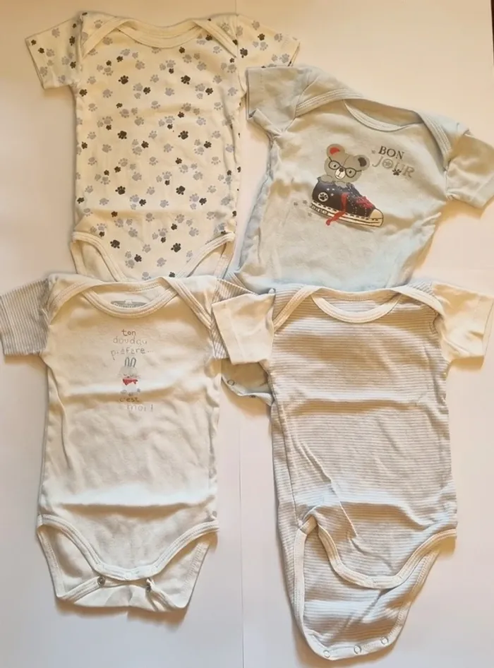 Lot de 4 bodies - 9 mois - Garçon