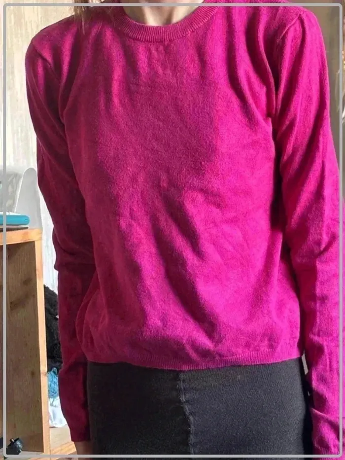 Pull fin taille 42 mais taille plus petit 34marque Jennyfer - photo numéro 2