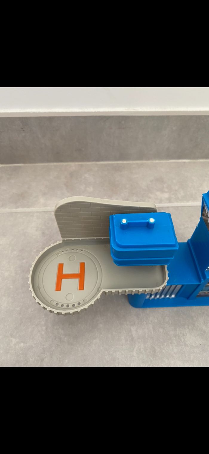 Station de police - photo numéro 2