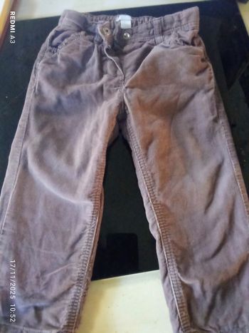 Pantalon en velours côtelé 18 mois