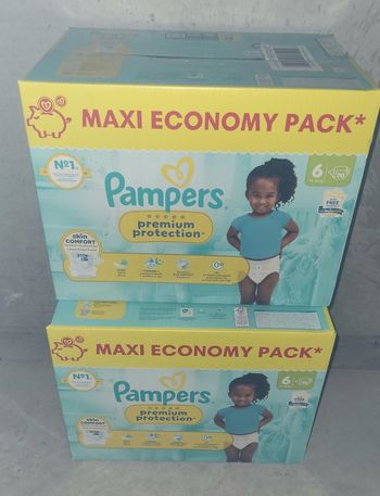 Lot de 140 couches Pampers Premium Protection taille 6 neufs