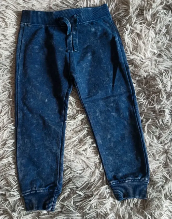 Pentalon 9/12 mois neuf étiquetter 🐯