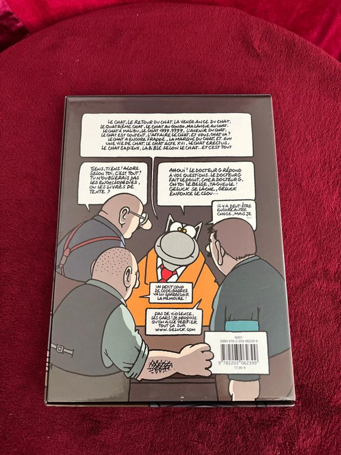 Superbe coffret à offrir ou à s offrir Le Cher passe à table Philippe Geluck - photo numéro 2