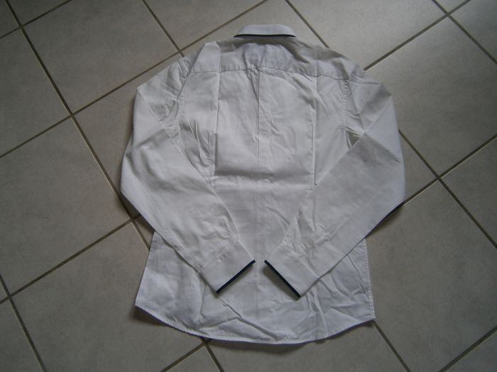 Chemise blanche liseré marine CELIO Taille S (37/38) - photo numéro 7