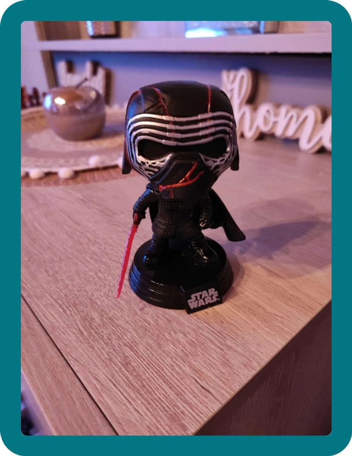 Figurine Pop Star Wars Kylo Ren