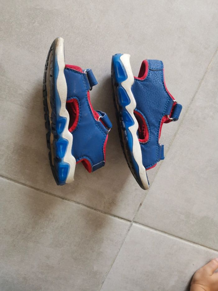 sandale lumineuse garcon