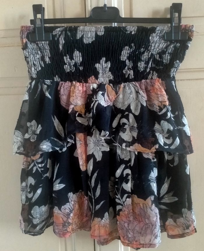 Jupe courte a volants femme/ taille XS/ tres bon etat