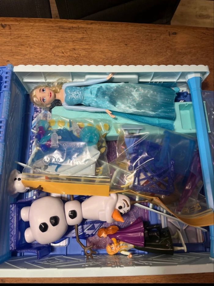 Maison de poupée la reine des neiges - photo numéro 3