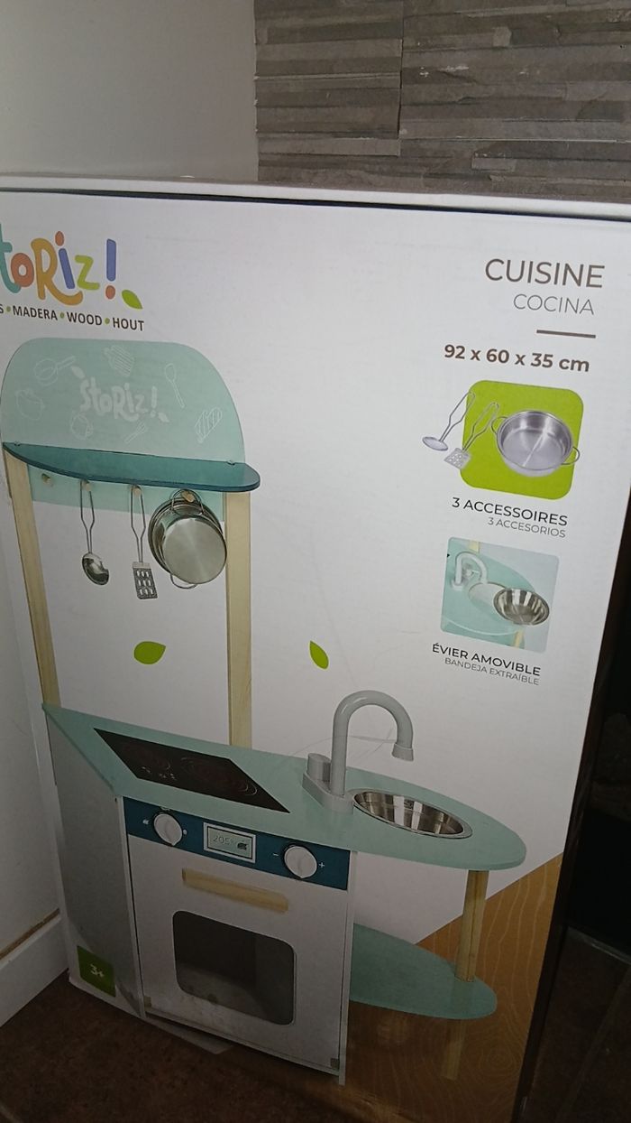 Cuisine en bois pour enfant - photo numéro 2