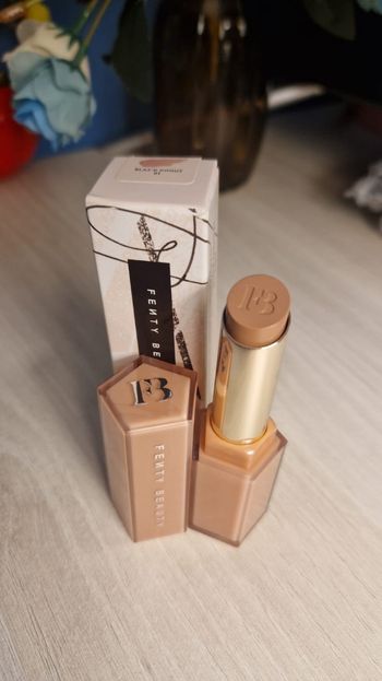 Fenty Beauty blaz'd donut 01 Gloss Bomb stix à lèvres en bâton ultra-brillant 3.6g neuf