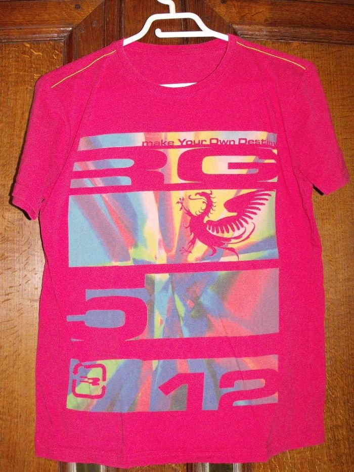 Tee shirt