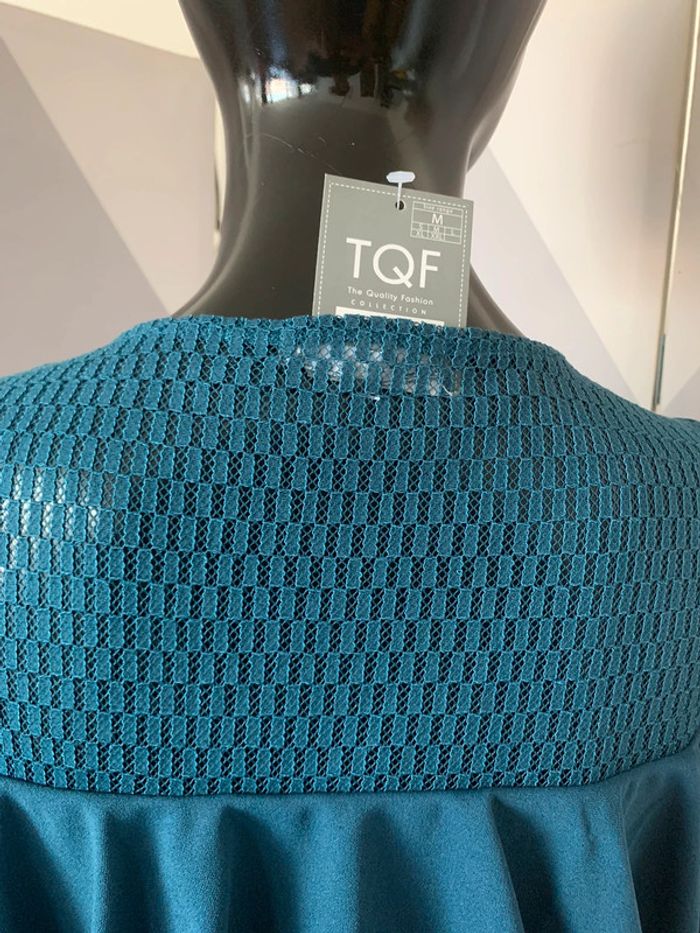 Robe bleue dentelles Taille M - photo numéro 3