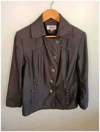 C27 veste gris Armand Thiery 44