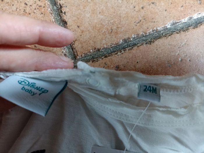 T shirt Mickey 24 mois - photo numéro 2