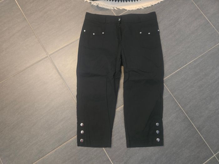 Pantacourt femme taille 40