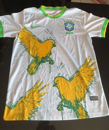Maillot Paris fourth