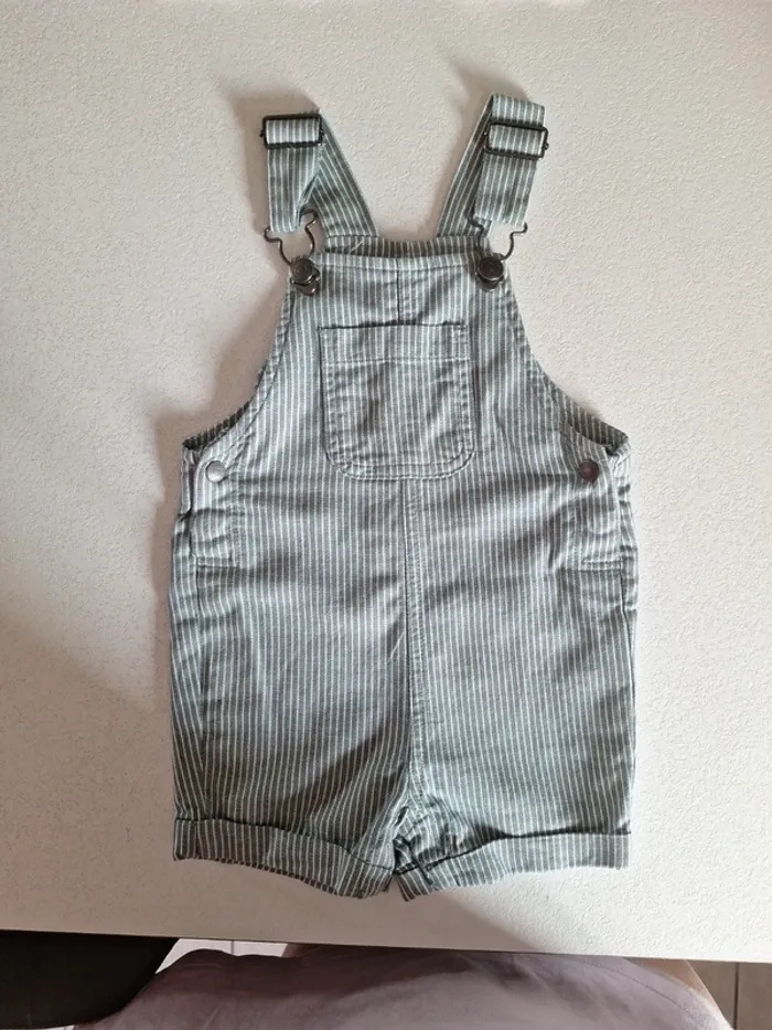 Ensemble salopette short + tshirt - photo numéro 2