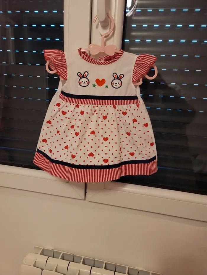 Robe motif coeur