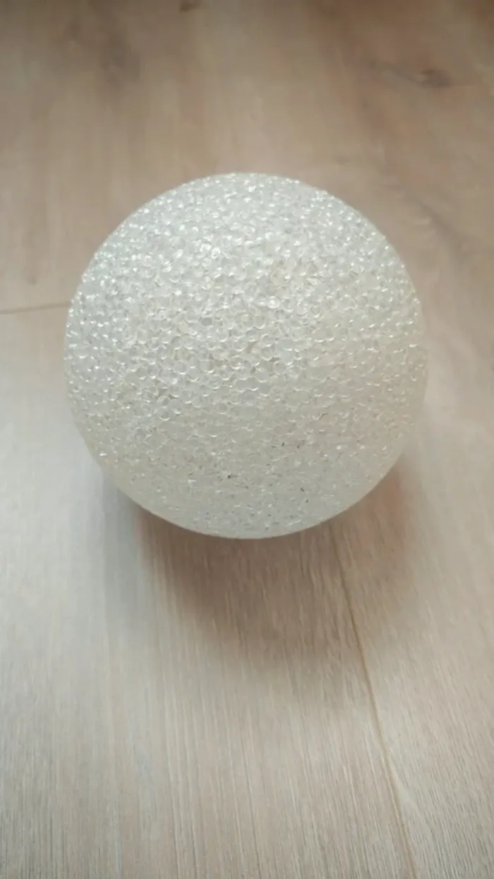 Sphère lumineuse multicolore decorative