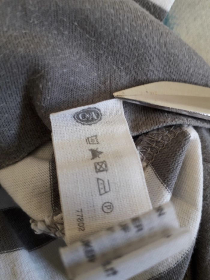 T-shirt T 14 ans - photo numéro 13