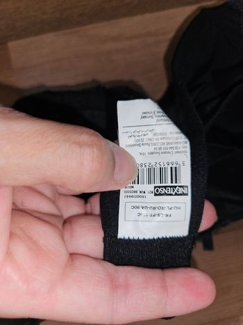 Lot 2 soutien gorge le jaune taille 100d et le noir 105c