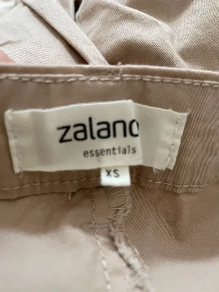 Pantalon beige zalando XS - photo numéro 3