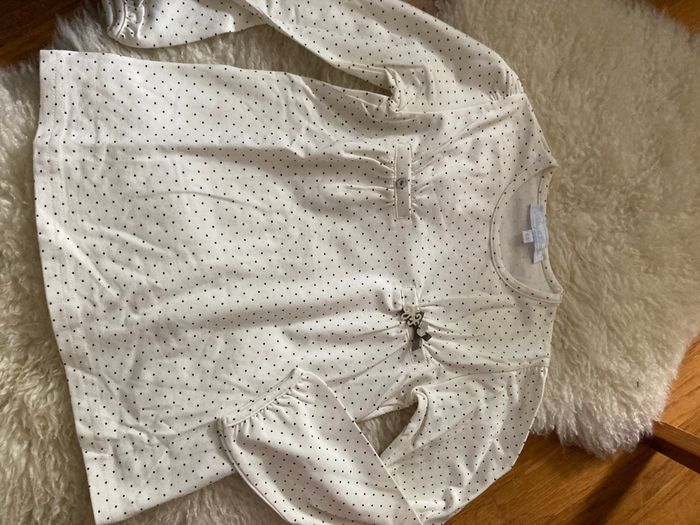 T-shirt, tartine et chocolat six ans