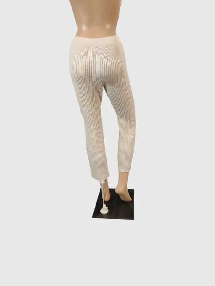 Pantalon Uniqlo crème Taille XS. Le basique chic et tout confort ! - photo numéro 4