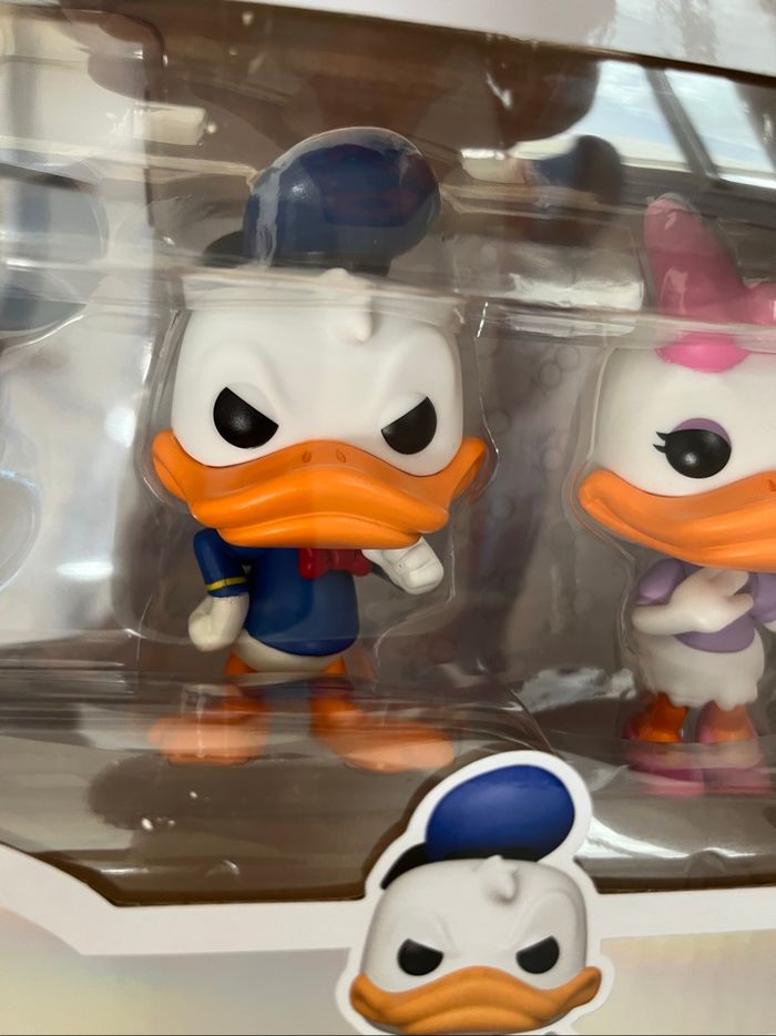Funko  pop 100 ans Disney (Mickey Minnie daisy Donald) neuf - photo numéro 4