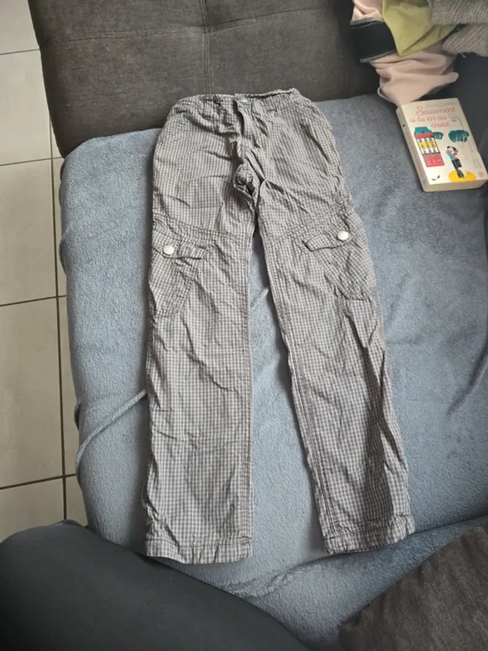 Pantalon a carreaux taille 8 ans