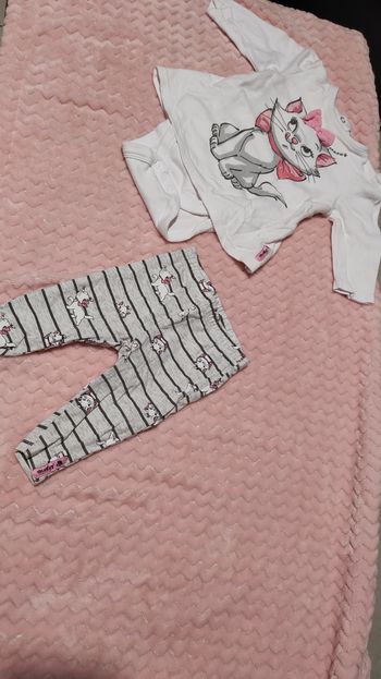 Ensemble Marie Disney
