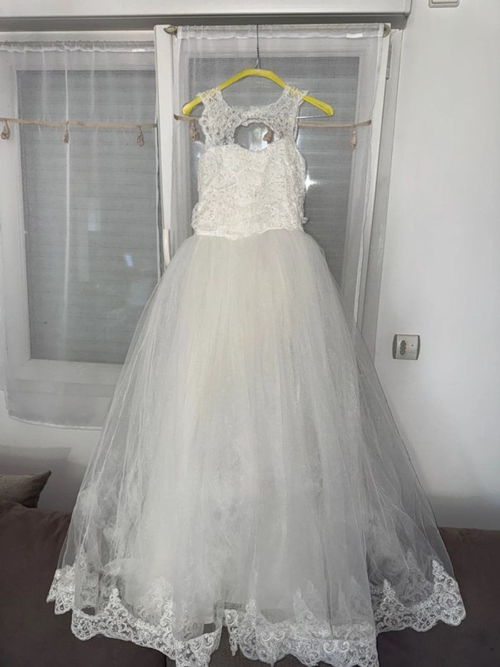 Mini robe de mariée pour jeune fille 16 ans avec tulle broderie paillettes et strass