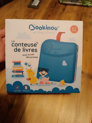 Conteuse de livres Bookinou très bon état