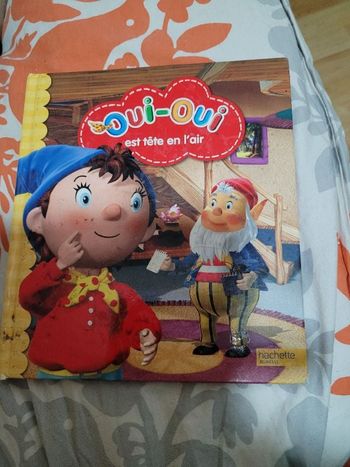 Oui oui est tête en l air