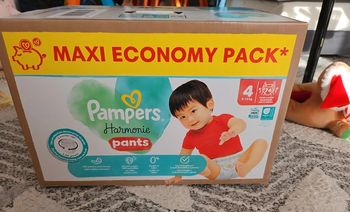 Couches pampers harmonie pants