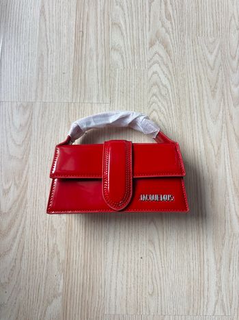 Sac jacquemus - rouge - très bon état 
