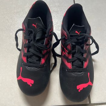 Chaussure de foot puma