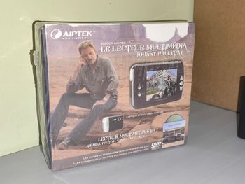 Johnny Hallyday - Lecteur multimédia 6 en 1, Dvd inédit. . . Ed. Limitée - Neuf