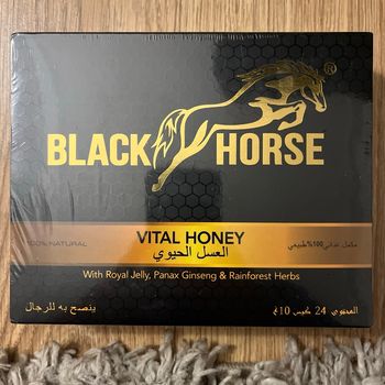 Black horse 
