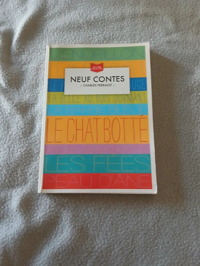 Neuf contes