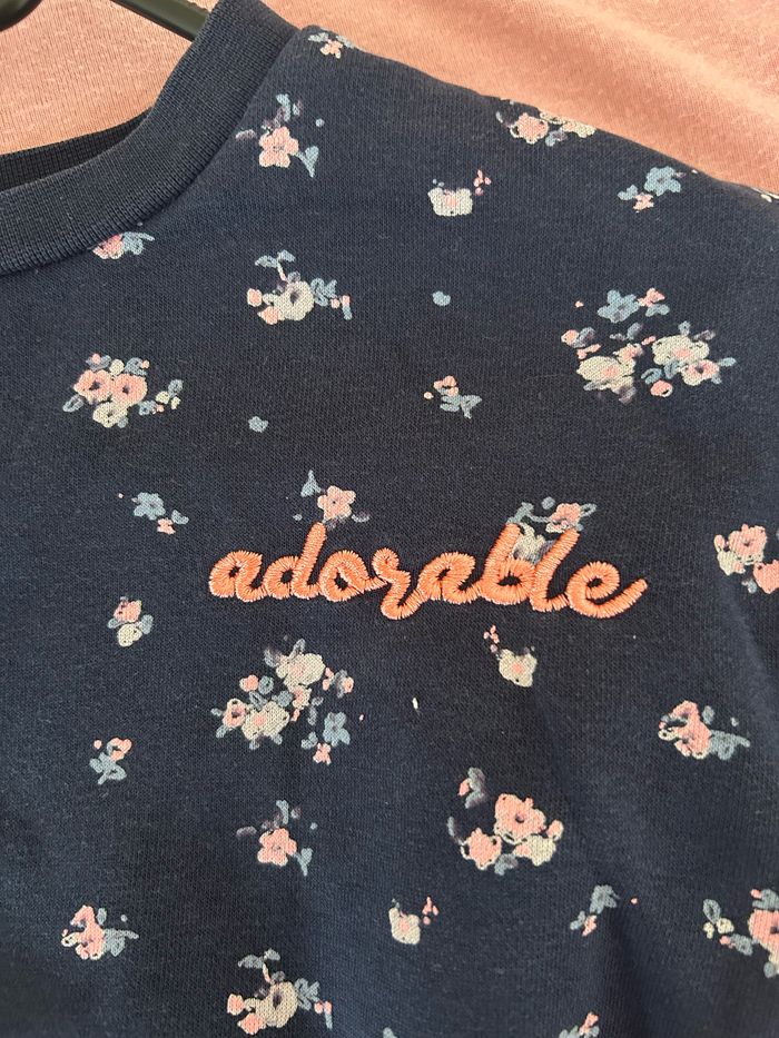 Sweat bleu marine à fleurs vertbaudet 10 ans ou 140 cm - photo numéro 3