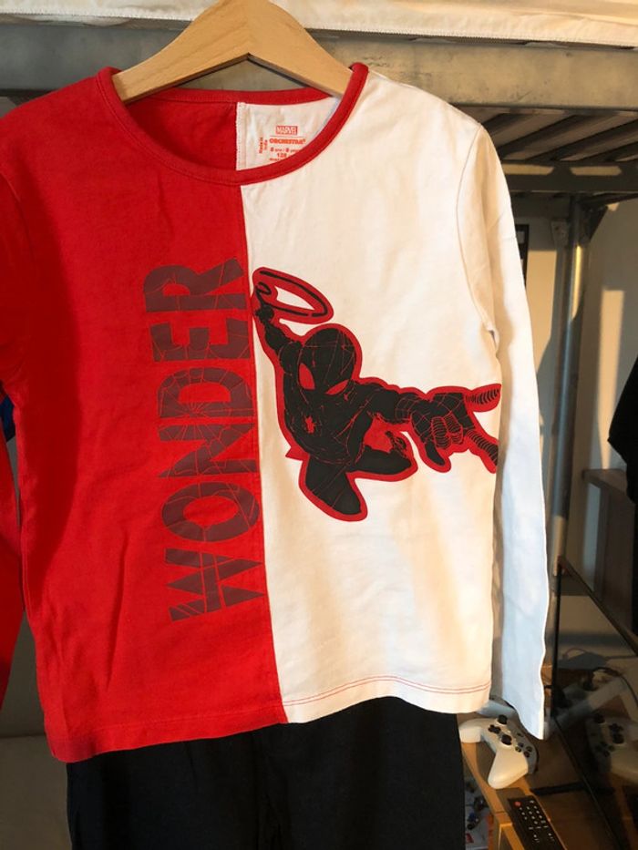 Pyjama Marvel 8ans 🚗 - photo numéro 3